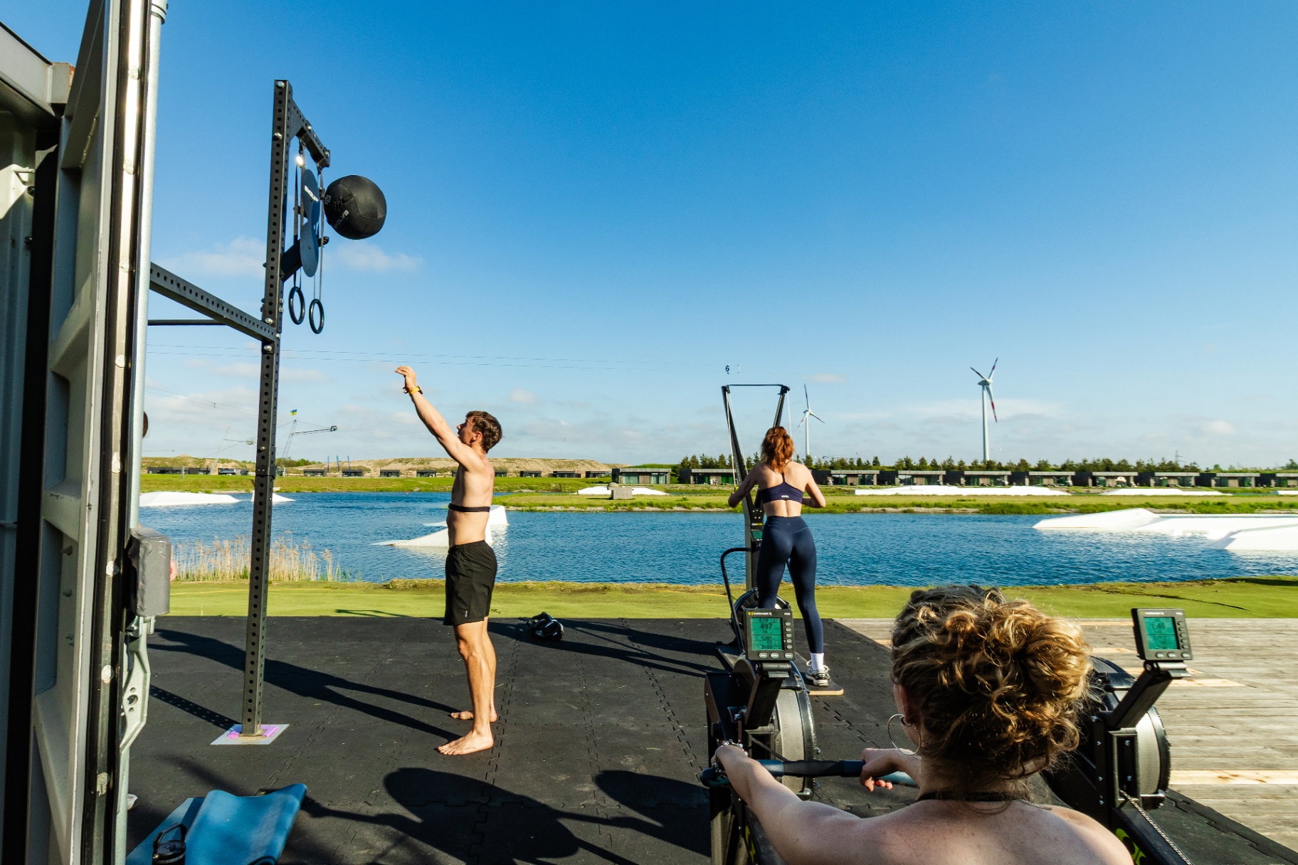 Amber CrossFit pop-up keliauja į 313 Cable Park